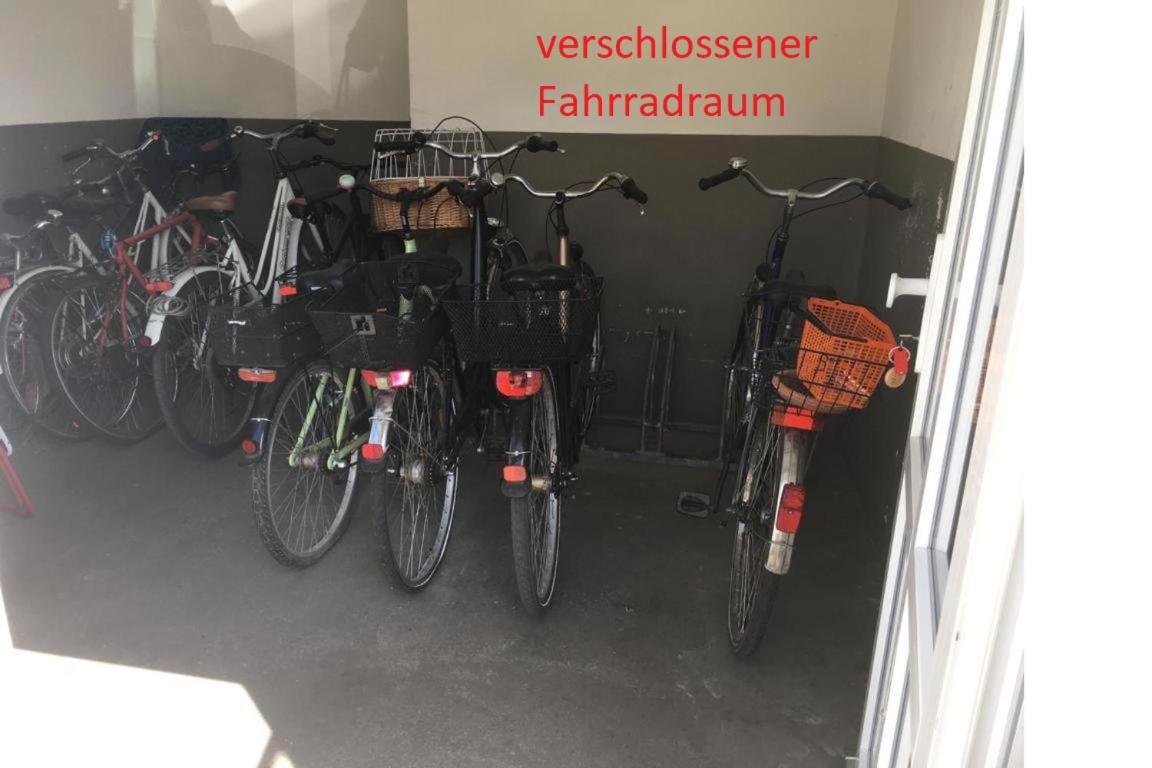 Fewo Strandstrasse - Fuehrt Auf Die Schoene Ostsee-Seebruecke Kuehlungsborn Exterior photo